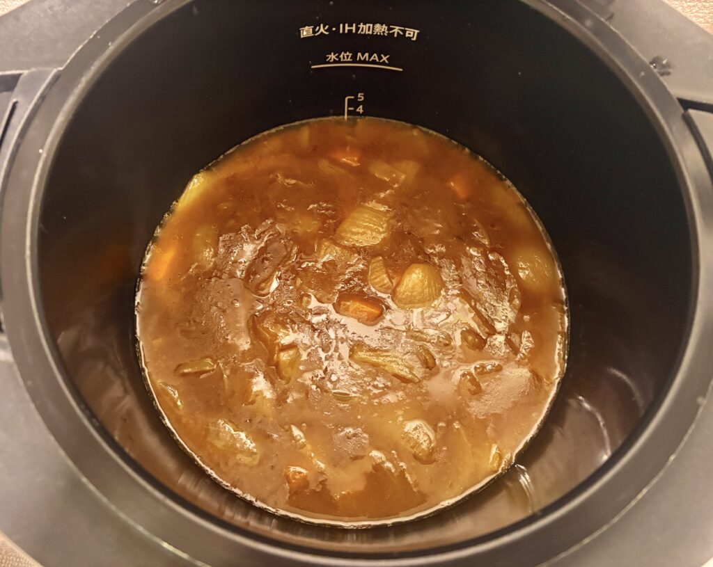 ホットクックで出来上がった、ビーフカレー