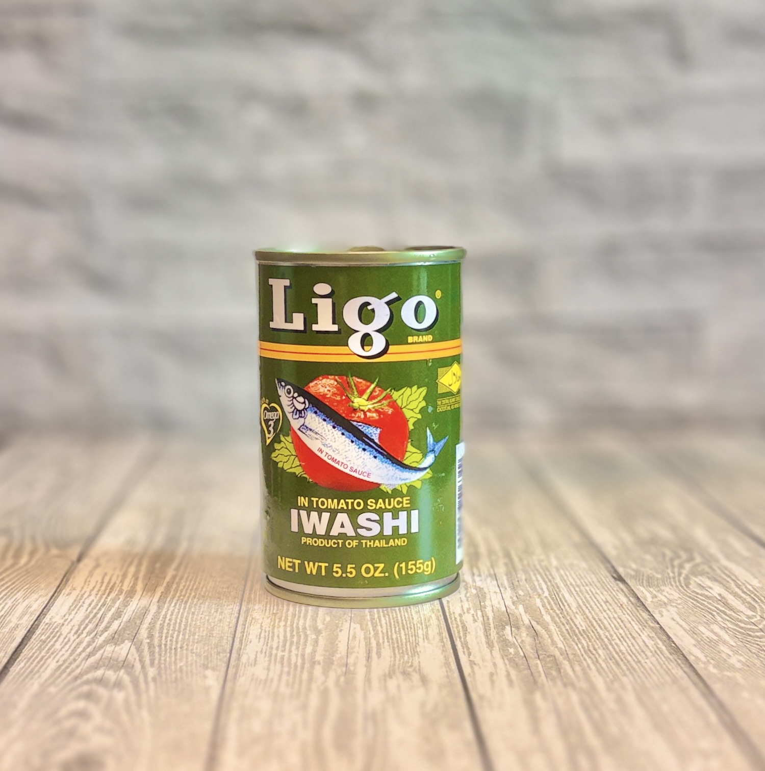イワシのトマト缶パスタに使用したLigoのイワシ缶トマトソース煮。ベーコン入りガーリックトマトパスタの旨みとコクを出すために使った缶詰食材。